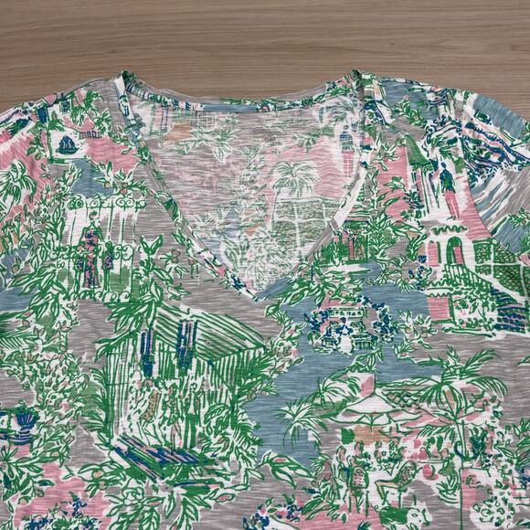 Lilly Pulitzer Etta Women’s Large Short Sleep V Neck T Shirt Palm Beach Pattern - Picture 2 of 15